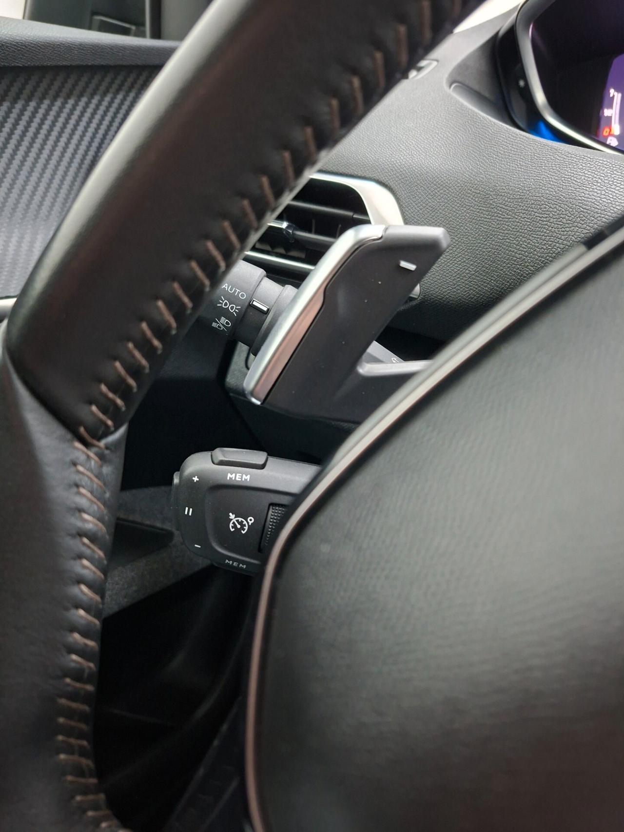 Peugeot 3008 Active Pack 1.5 BlueHDi 130cv EAT8