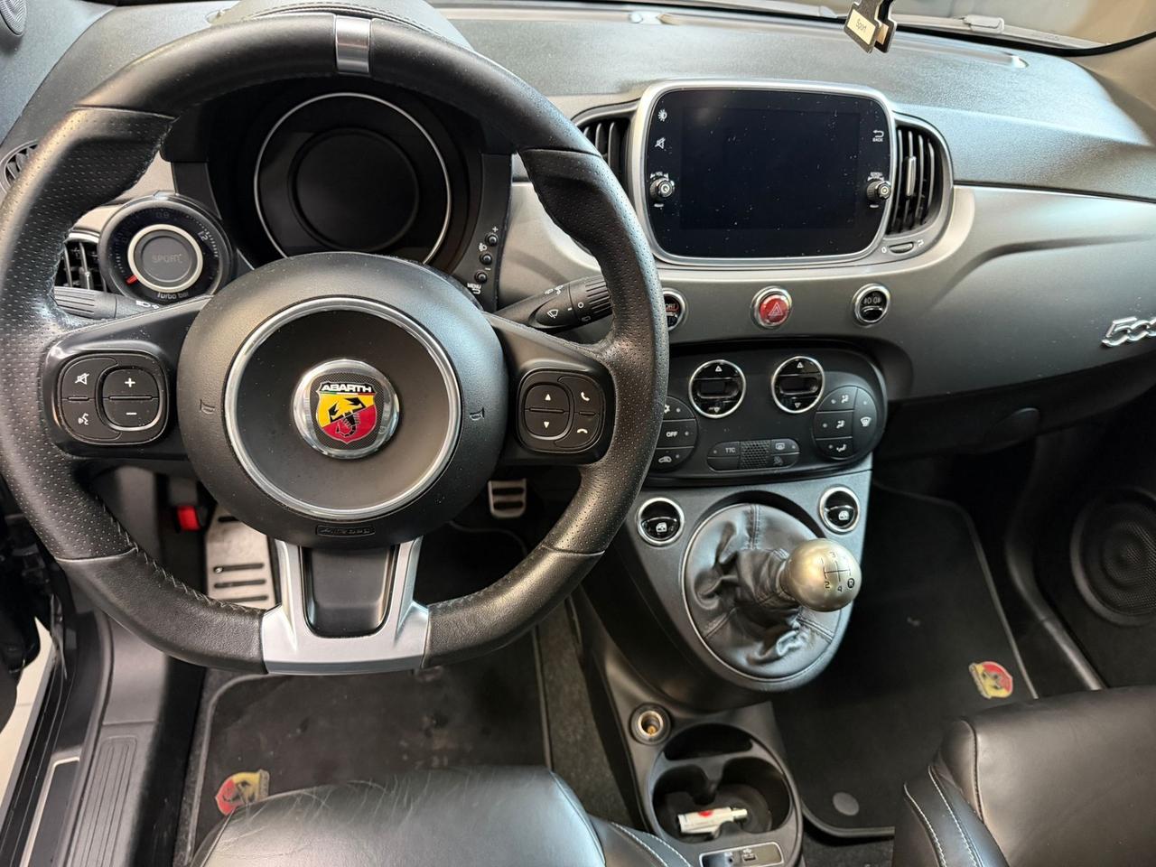 Abarth 595 1.4 Turbo T-Jet 160 CV Pista