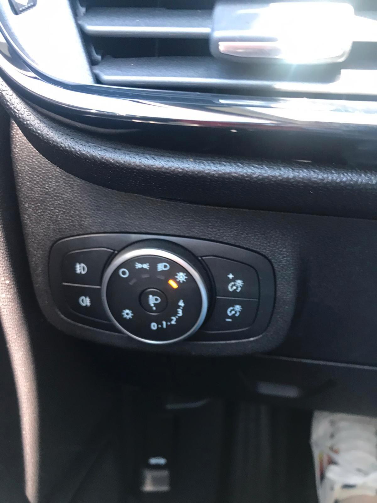 Ford Fiesta 1.5 TDCi 85 cv Titanium navi
