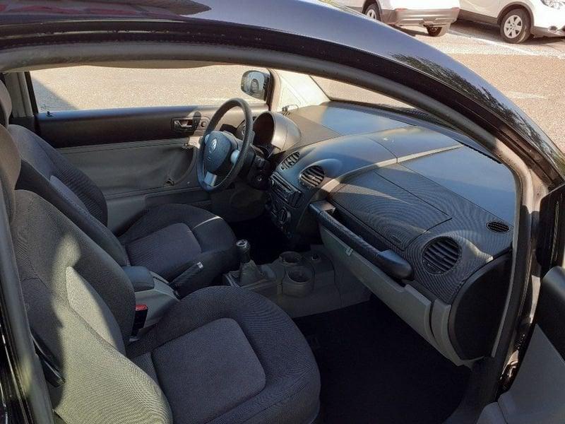 Volkswagen New Beetle 1.6 102CV KM CERTIFICATI SOLO PER COMMERCIANTI