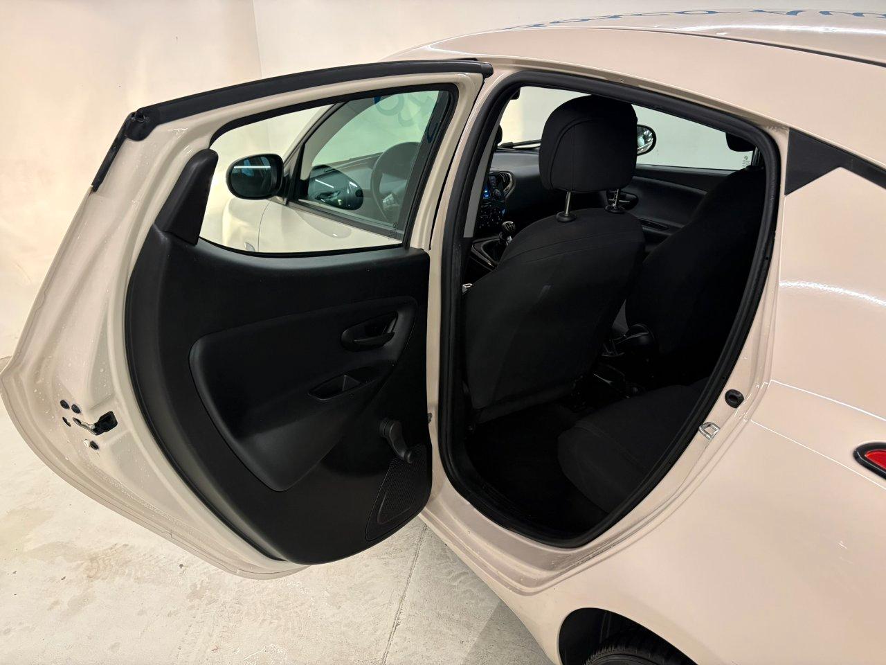 Lancia Ypsilon 5 Porte Ypsilon 1.2 Gold 69cv my16