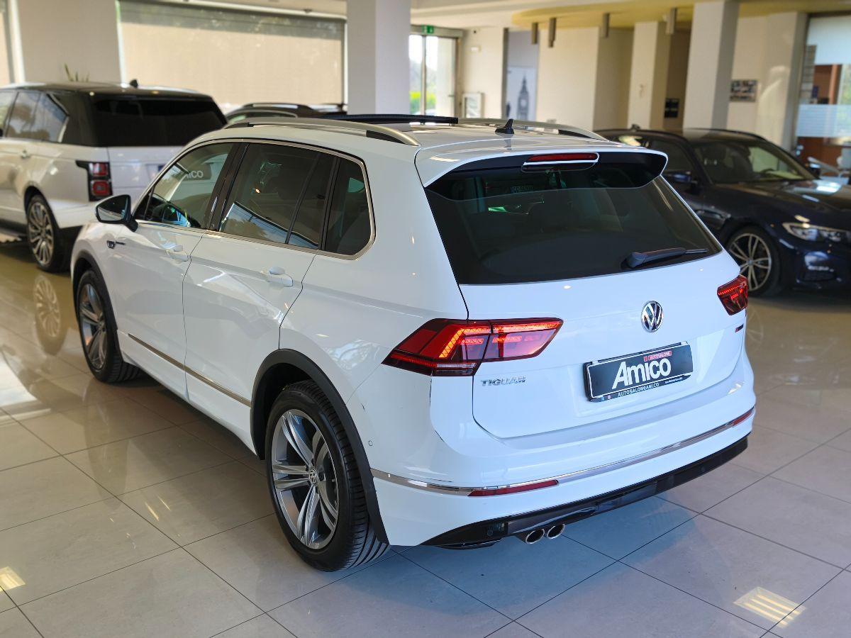 VOLKSWAGEN Tiguan R-LINE TETTO 190CV DSG 4MOTION