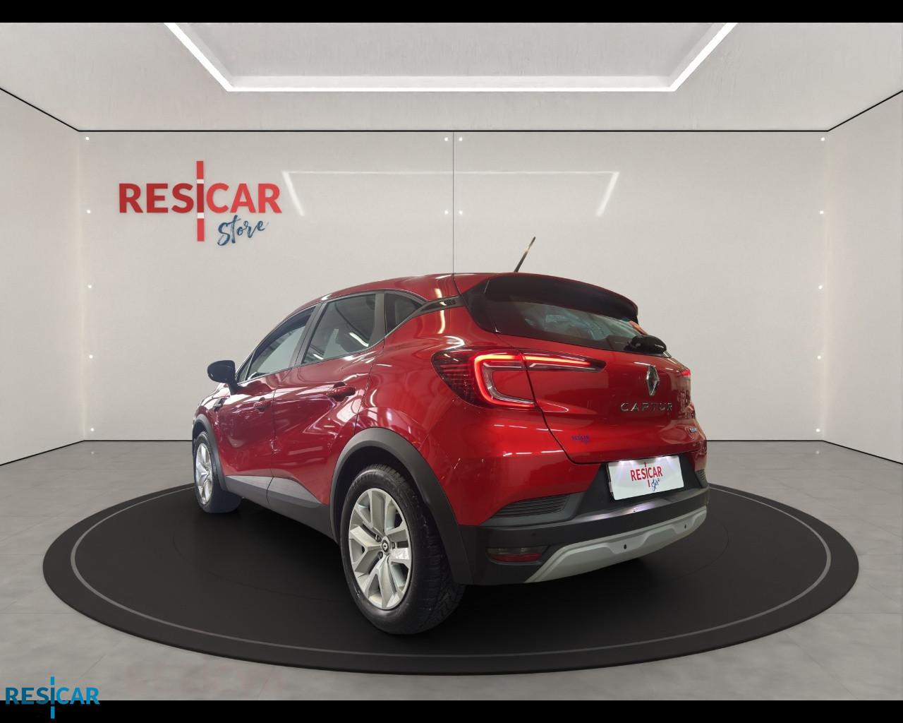 RENAULT Captur 1.6 E-Tech hybrid Zen 145cv auto