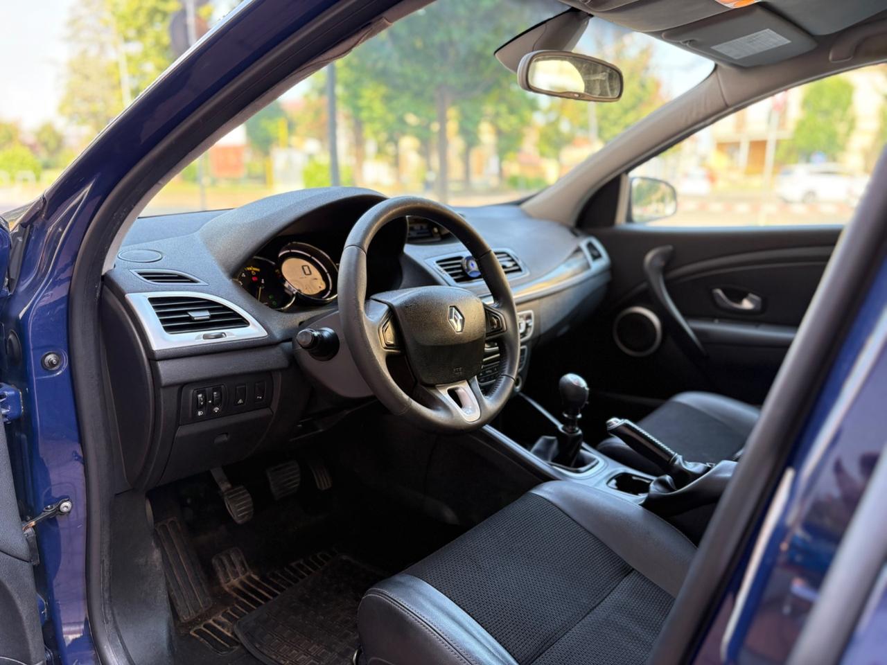 Renault Megane Mégane C-C 1.5 dCi 110CV Luxe
