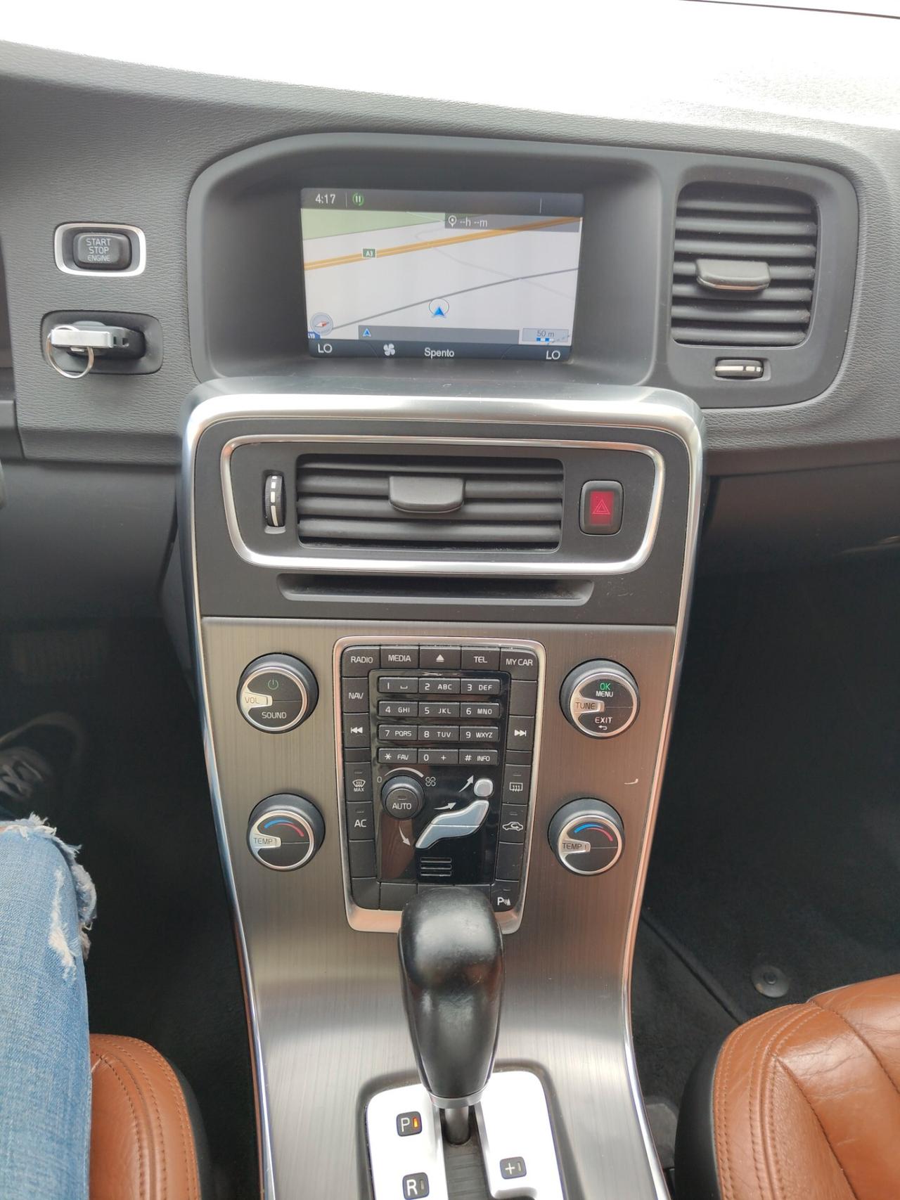 Volvo V60 D5 Geartronic Summum