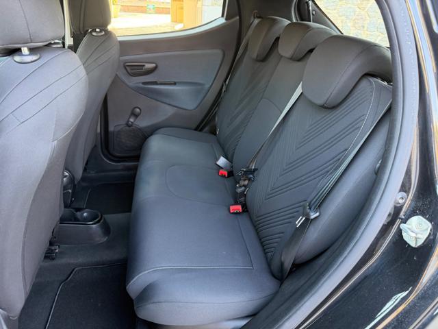 LANCIA Ypsilon GOLD+NAVI CARPLAY+SENSORI+LED