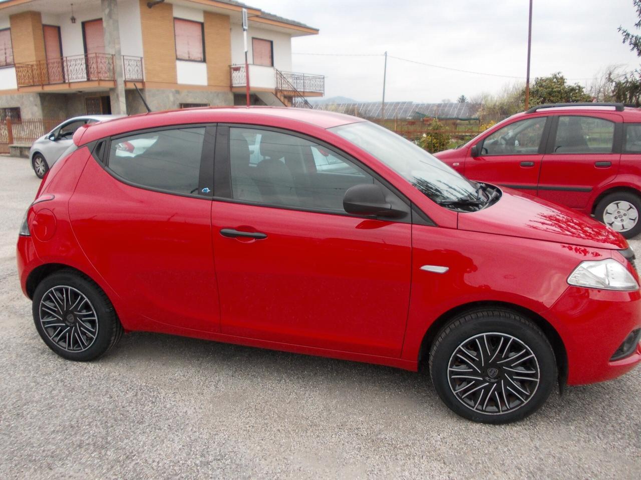 Lancia Ypsilon 1.2 69 CV 5 porte GPL Ecochic Gold