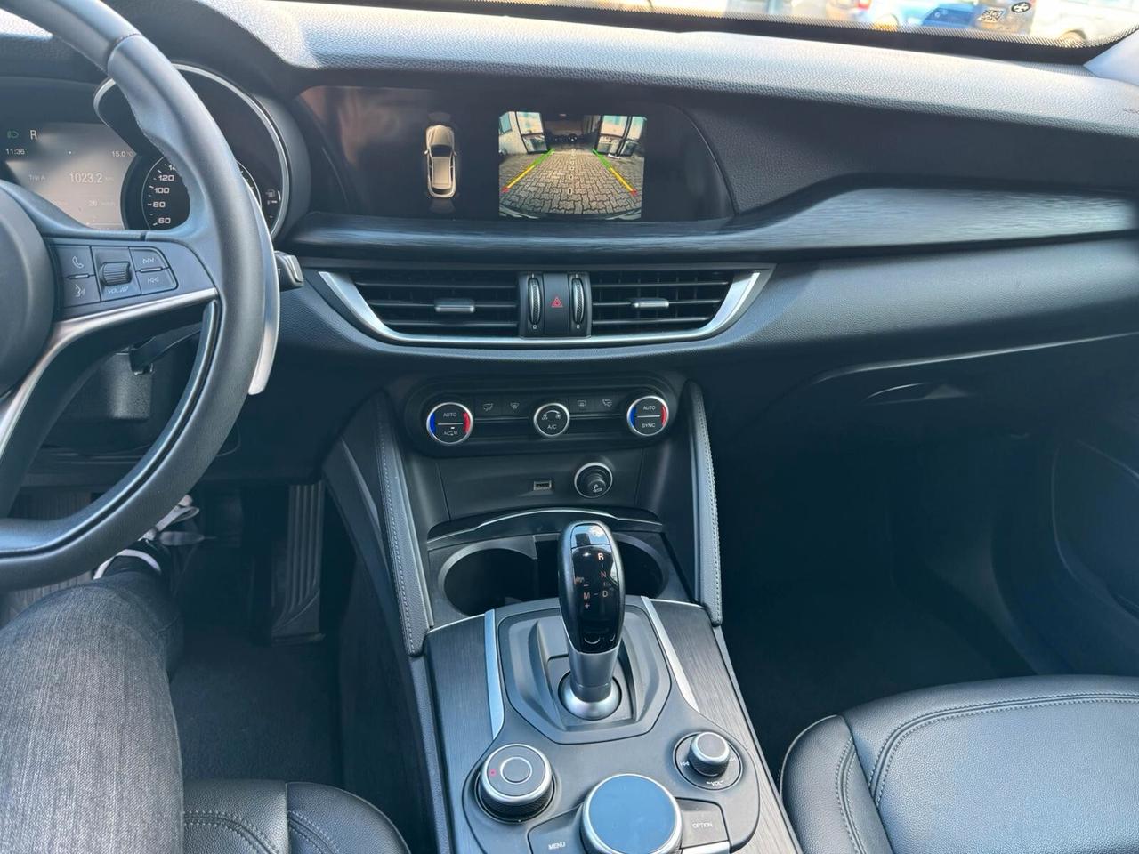 Alfa Romeo Stelvio 2.2 Turbodiesel 190 CV AT8 RWD Executive