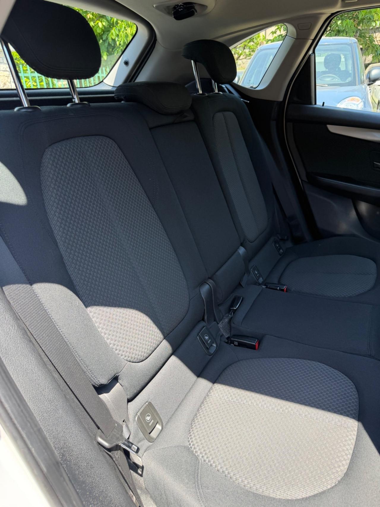 Bmw 216d ACTIVE TOURER SPORT EU6B KMCERT