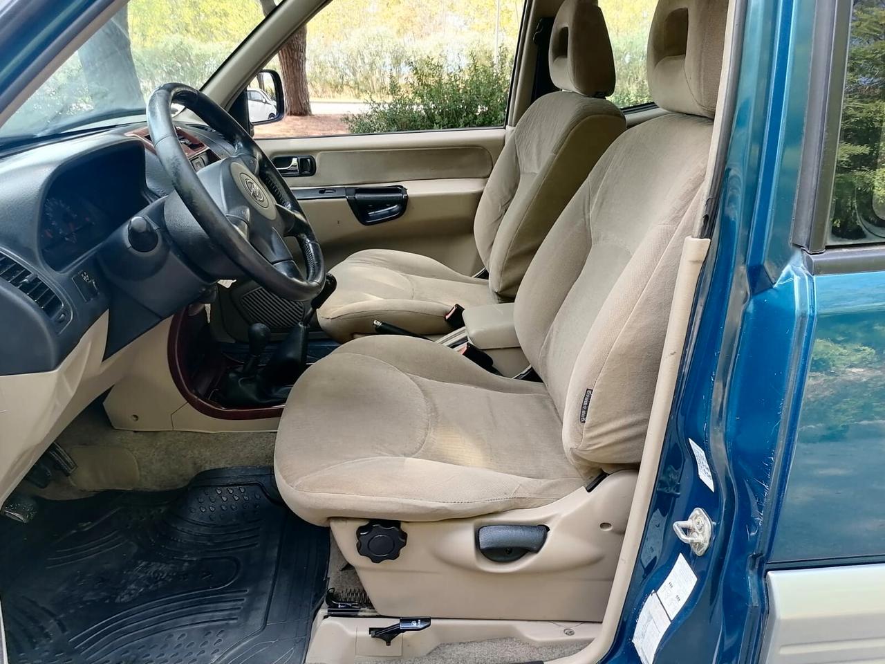 Nissan Terrano II - 3 porte - Gancio Traino