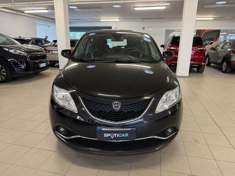 Lancia Ypsilon 1.2 69 CV 5 porte Gold