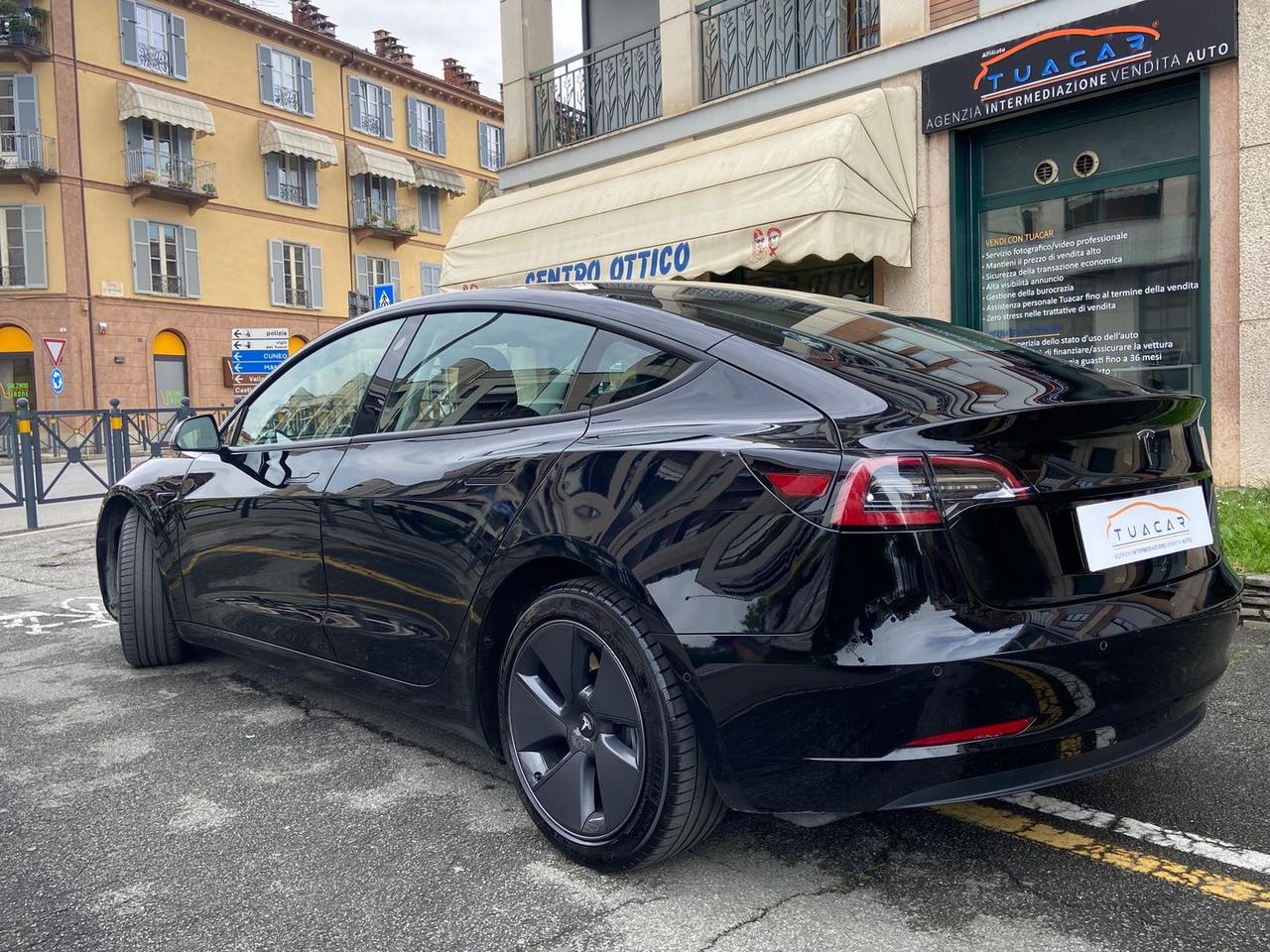 Tesla Model 3 Long Range