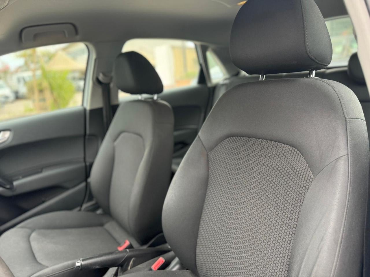 Audi A1 1.6 TDI Ambition 90 CV