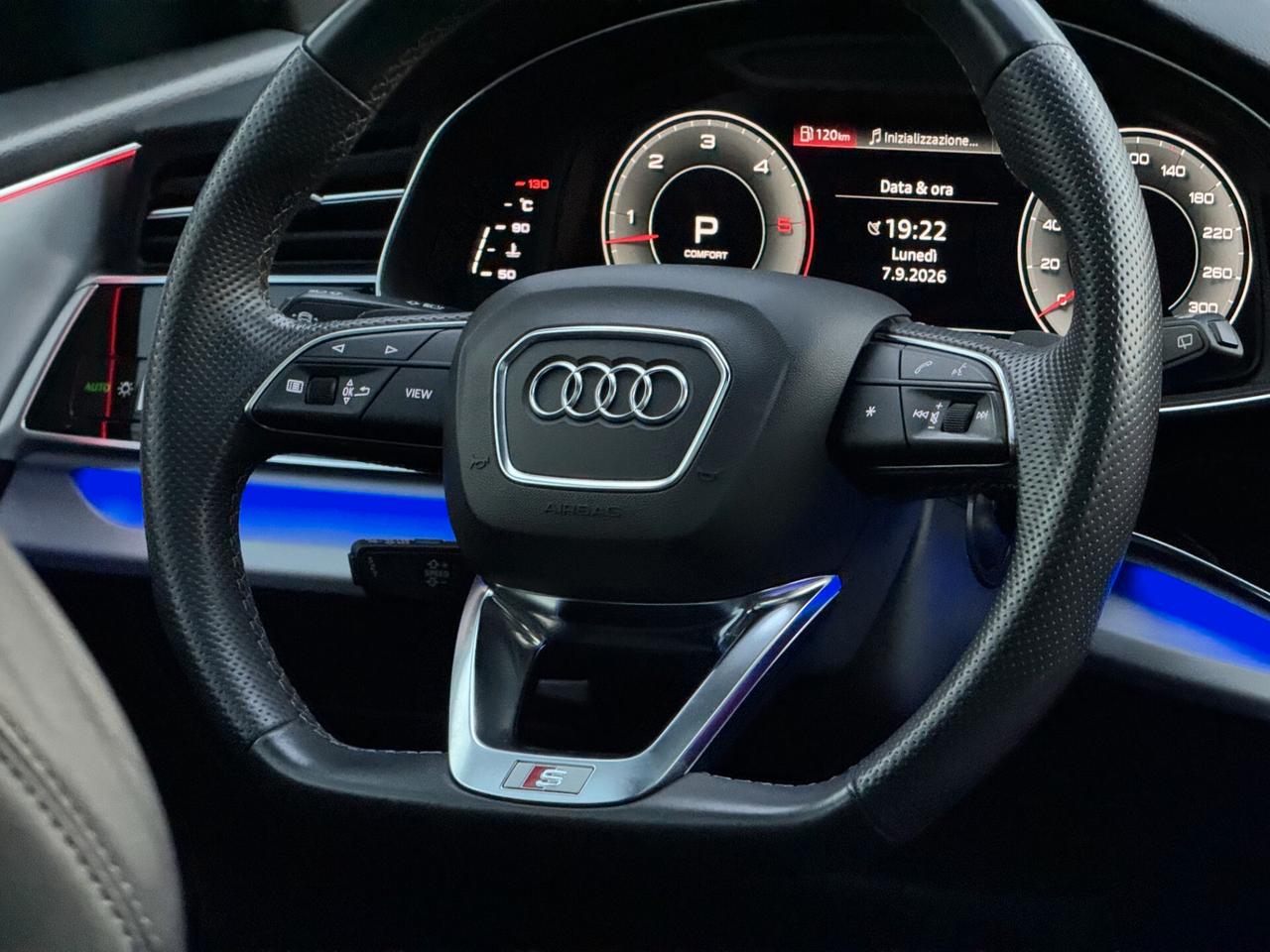 Audi Q8 50 TDI MHEV S line Plus Quatt 286CV TETTO