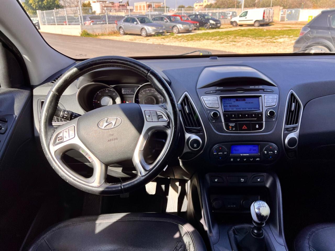 Hyundai iX35 1.7 CRDi 2WD,climatronic bizona,sedili risc.,sensori di parc,,ecc.