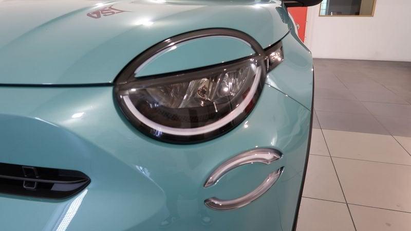 FIAT 600 600 1.2 hybrid La Prima II 145cv auto