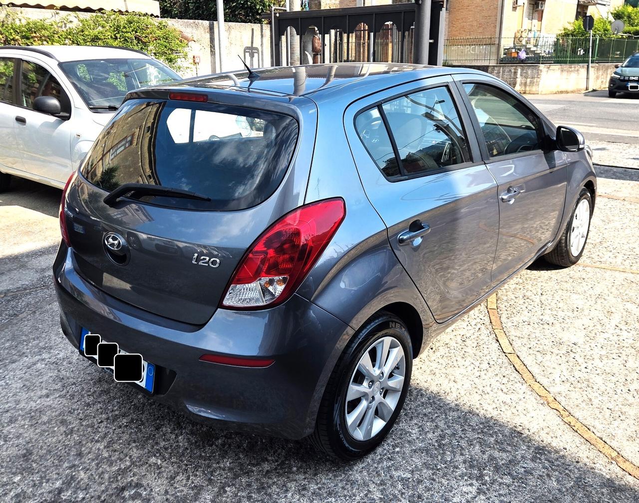 Hyundai i20 1.2 5p. GPL DISTRIBUZIONE FATTA GARANZIA