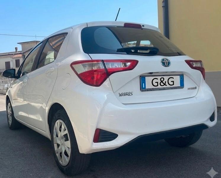 Toyota Yaris 1.5 Hybrid 5 porte Business