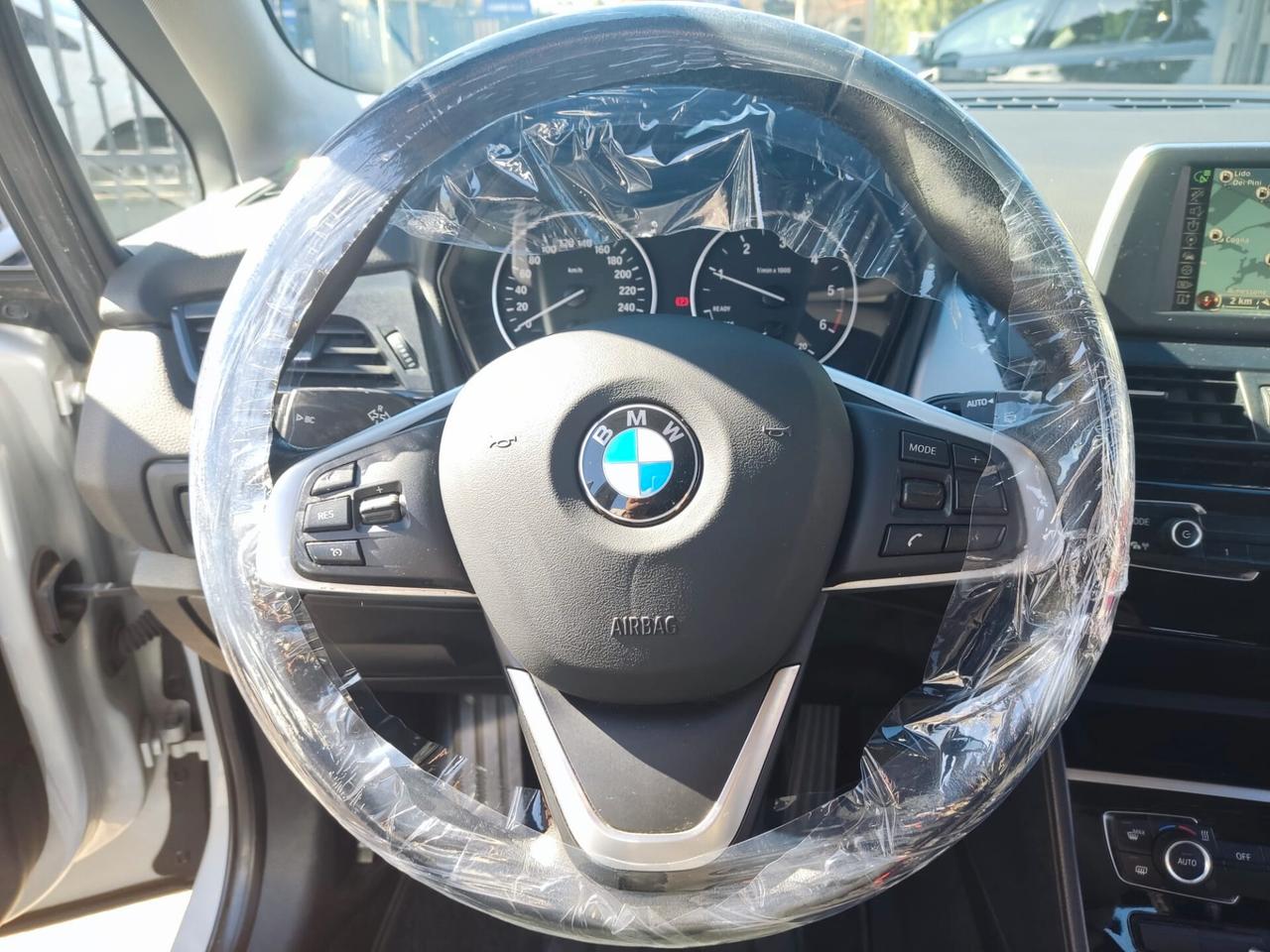 Bmw 2er Active Tourer 216d Luxury