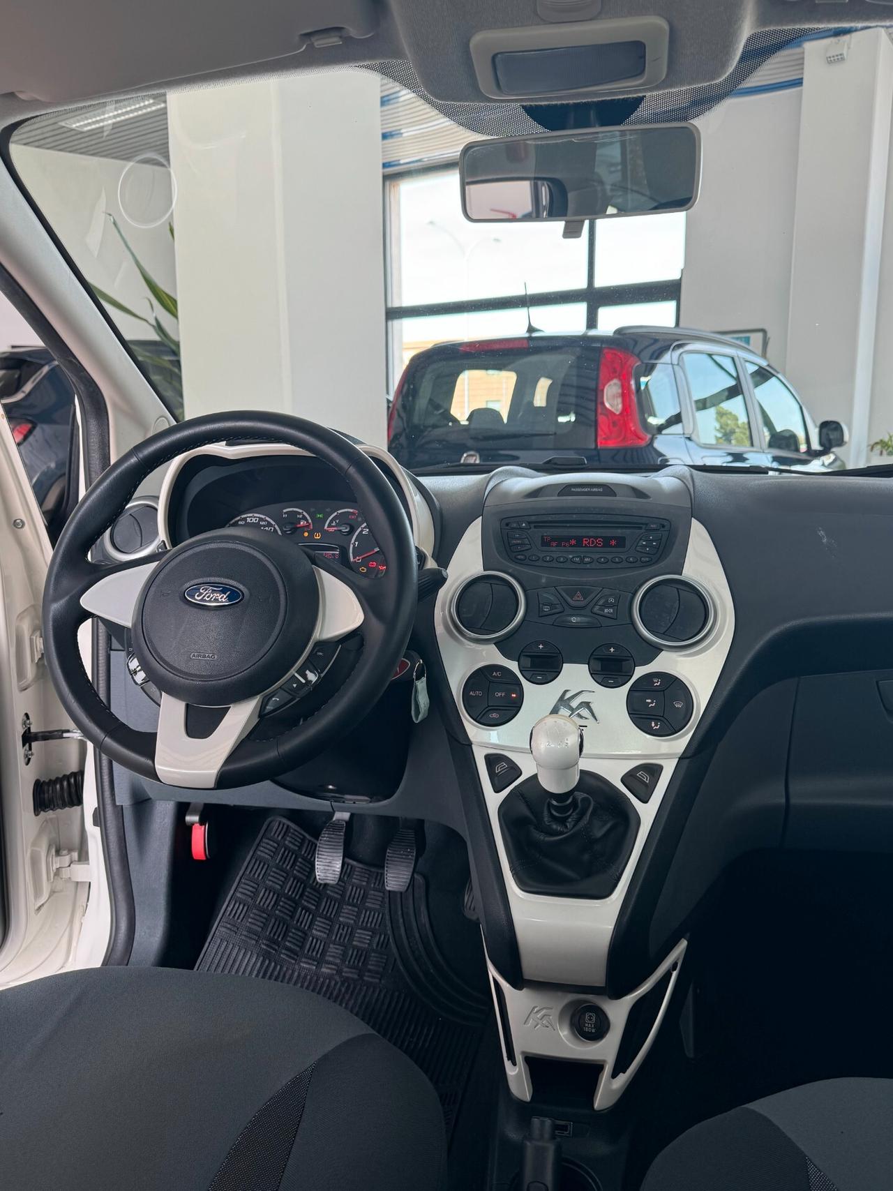 Ford Ka Ka+ 1.2 8V 69CV Titanium