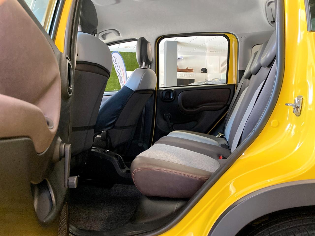 Fiat Panda 1.3 MJT 80 CV 4X4 CROSS - GANCIO DI TRAINO OMOL.
