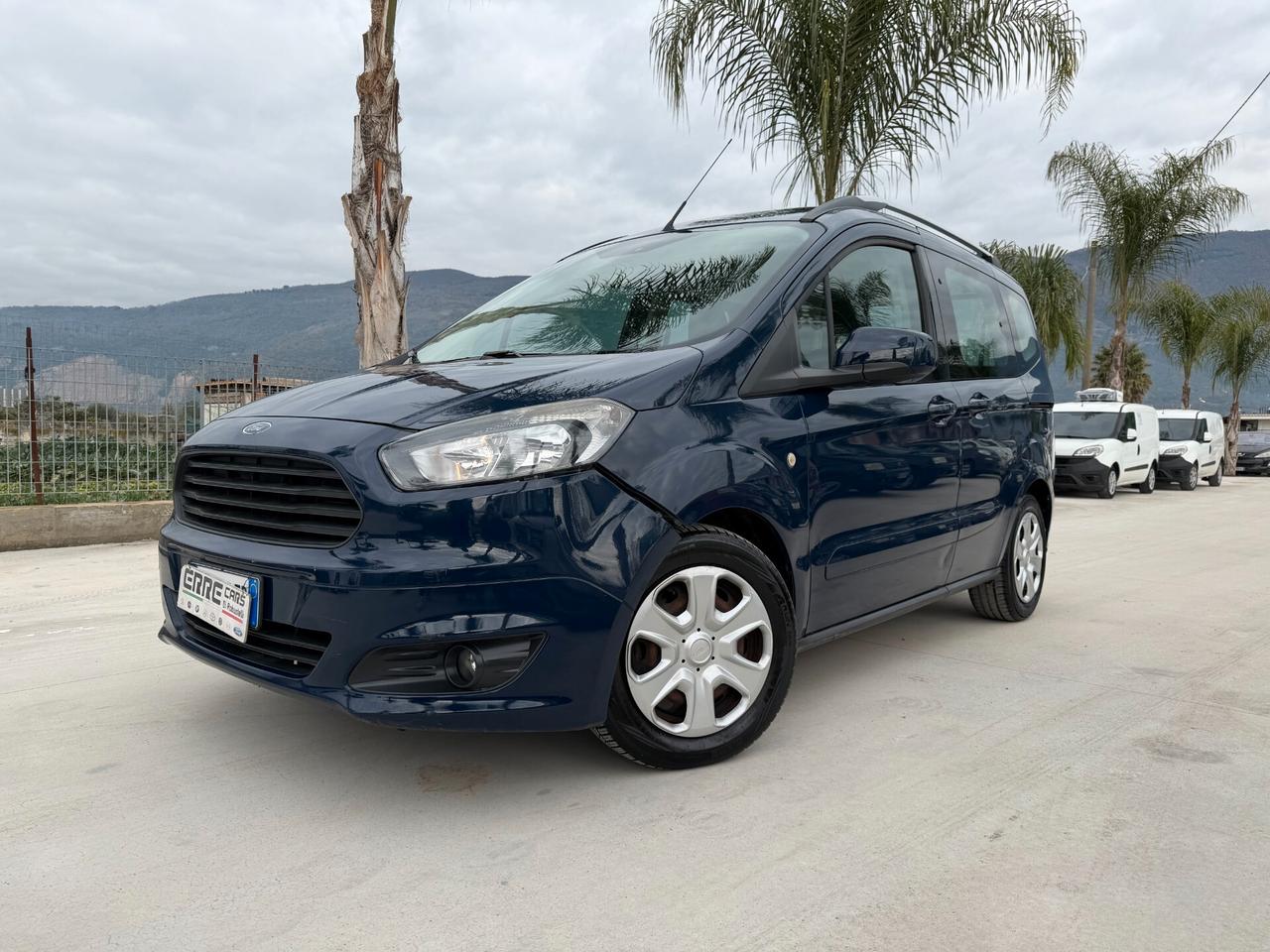 FORD TOURNEO COURIER 2017 1.0 BENZ 74.000 KM