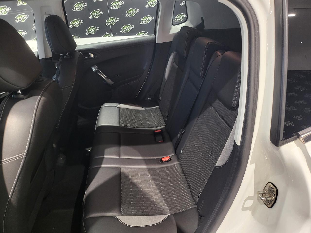 Peugeot 2008 - 2016 1.6 BlueHDi 100 Allure