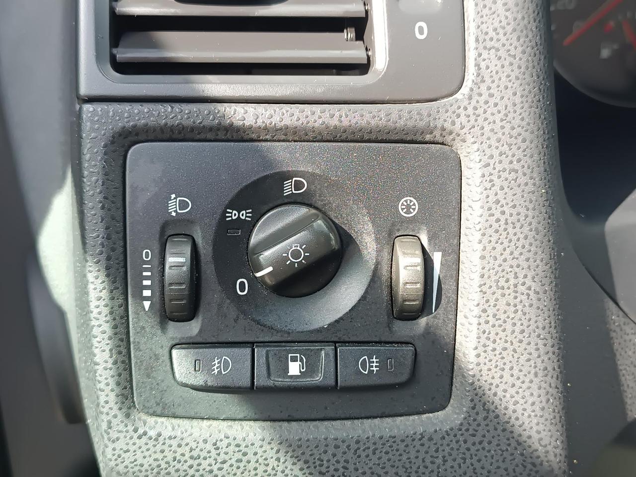 Volvo V50 1.6d R-design