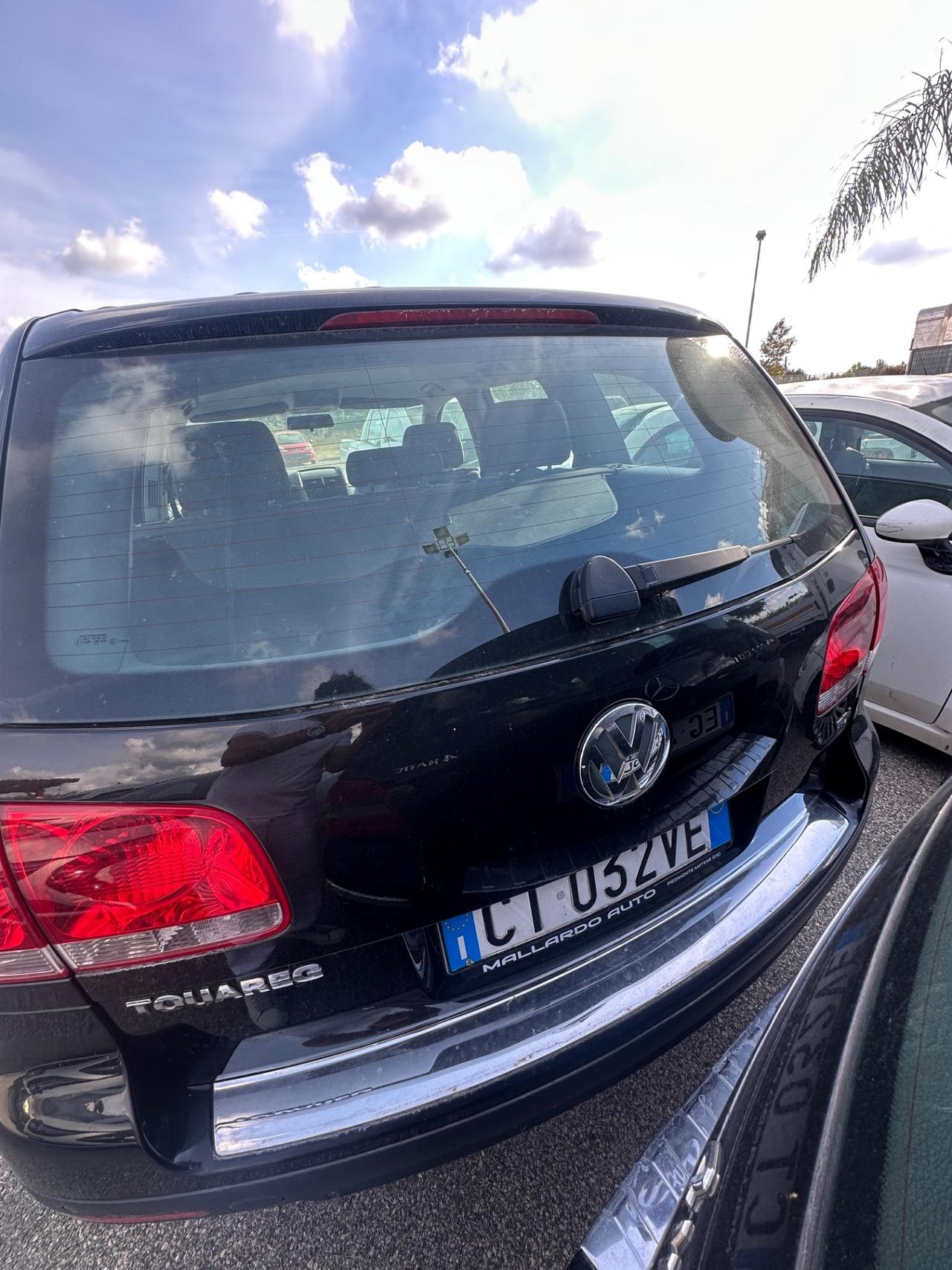 Volkswagen Touareg 2.5 R5 TDI 174 CV 4x4 – 2005