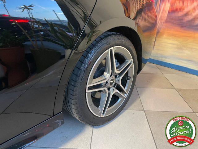 MERCEDES-BENZ CLA 200 Coupè d Aut. Premium AMG Line