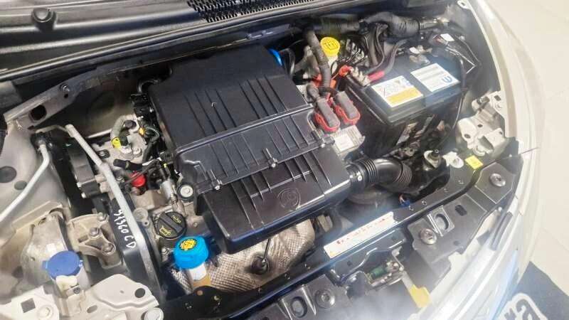 Lancia Ypsilon 1.2 69 CV S&S Gold