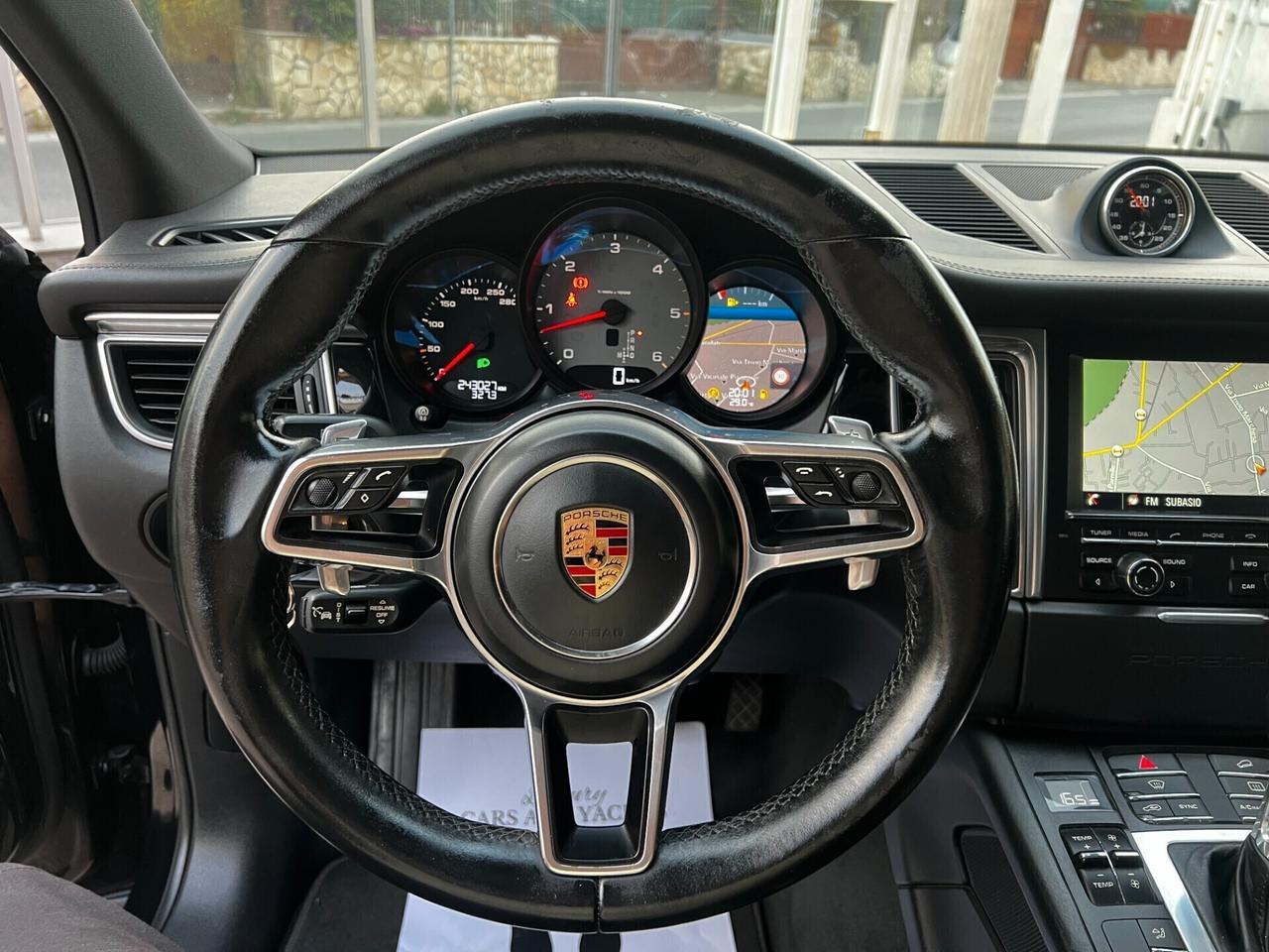 Porsche Macan 3.0 S Diesel- TETTO-TOTAL BLACK-FULL
