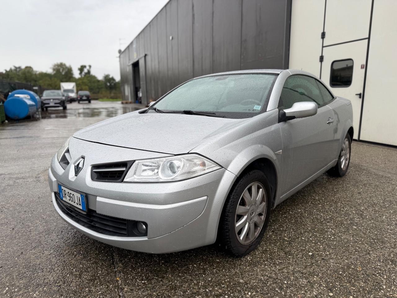 Renault Megane Mégane C-C 1.5 dCi/105CV Dynamique