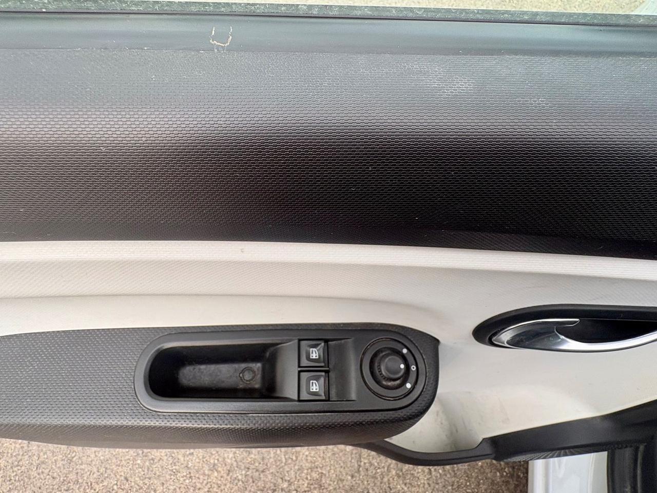 Renault Twingo Lovely SCe 69 #10394