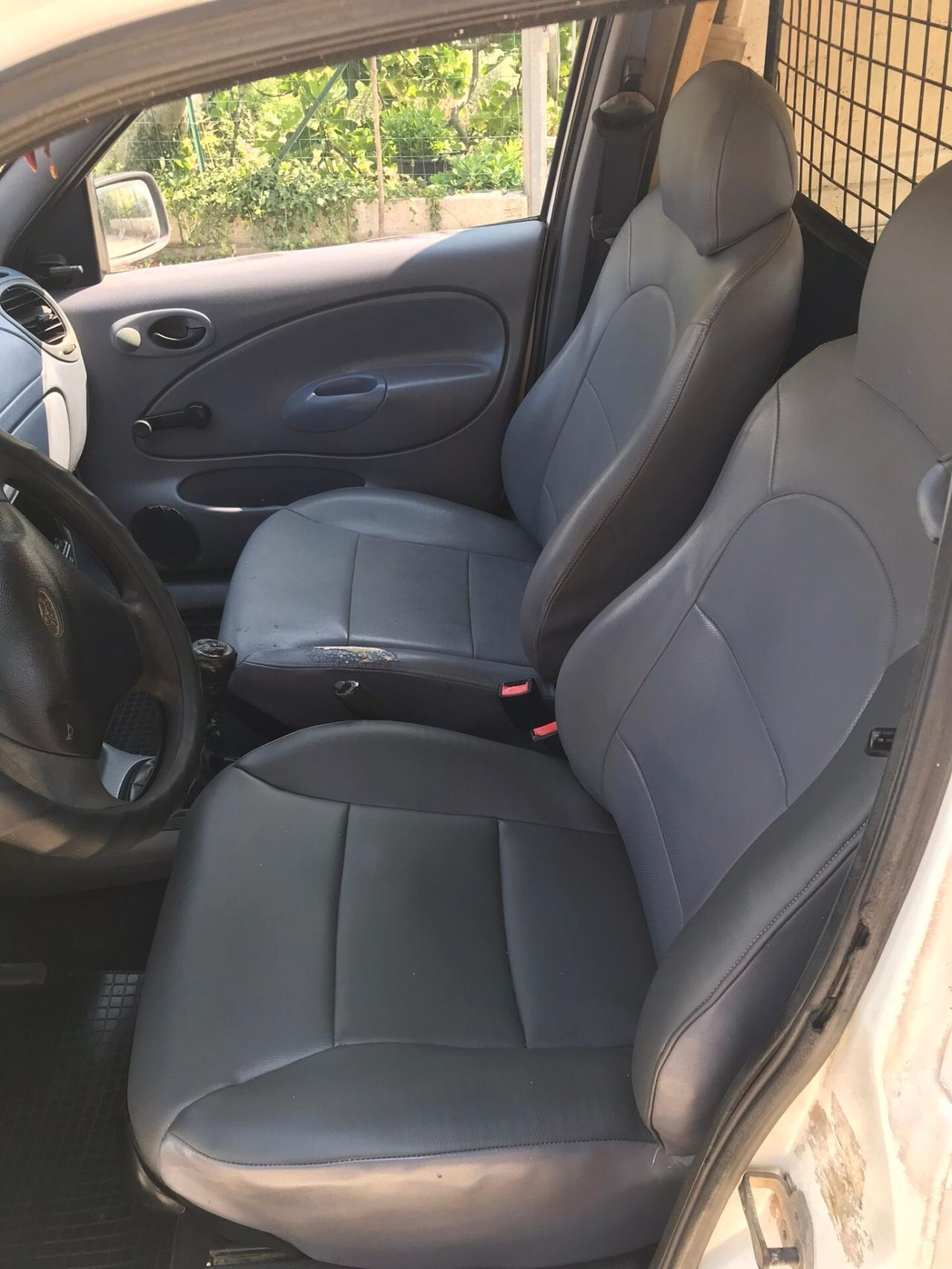 Ford Courier 1.8 diesel 60 cv cat Van