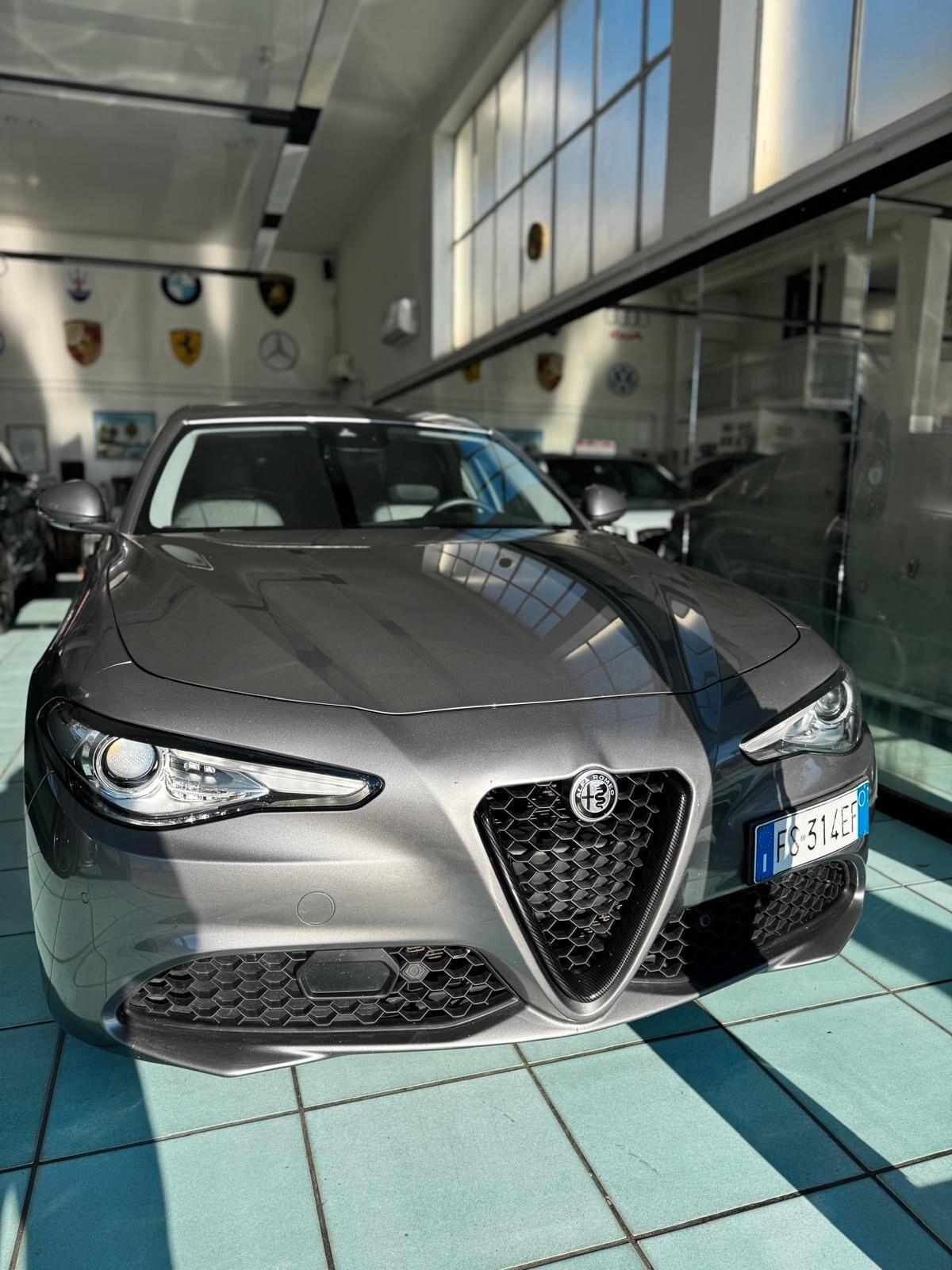 Alfa Romeo Giulia 2.2 Turbodiesel 180 CV AT8 Super