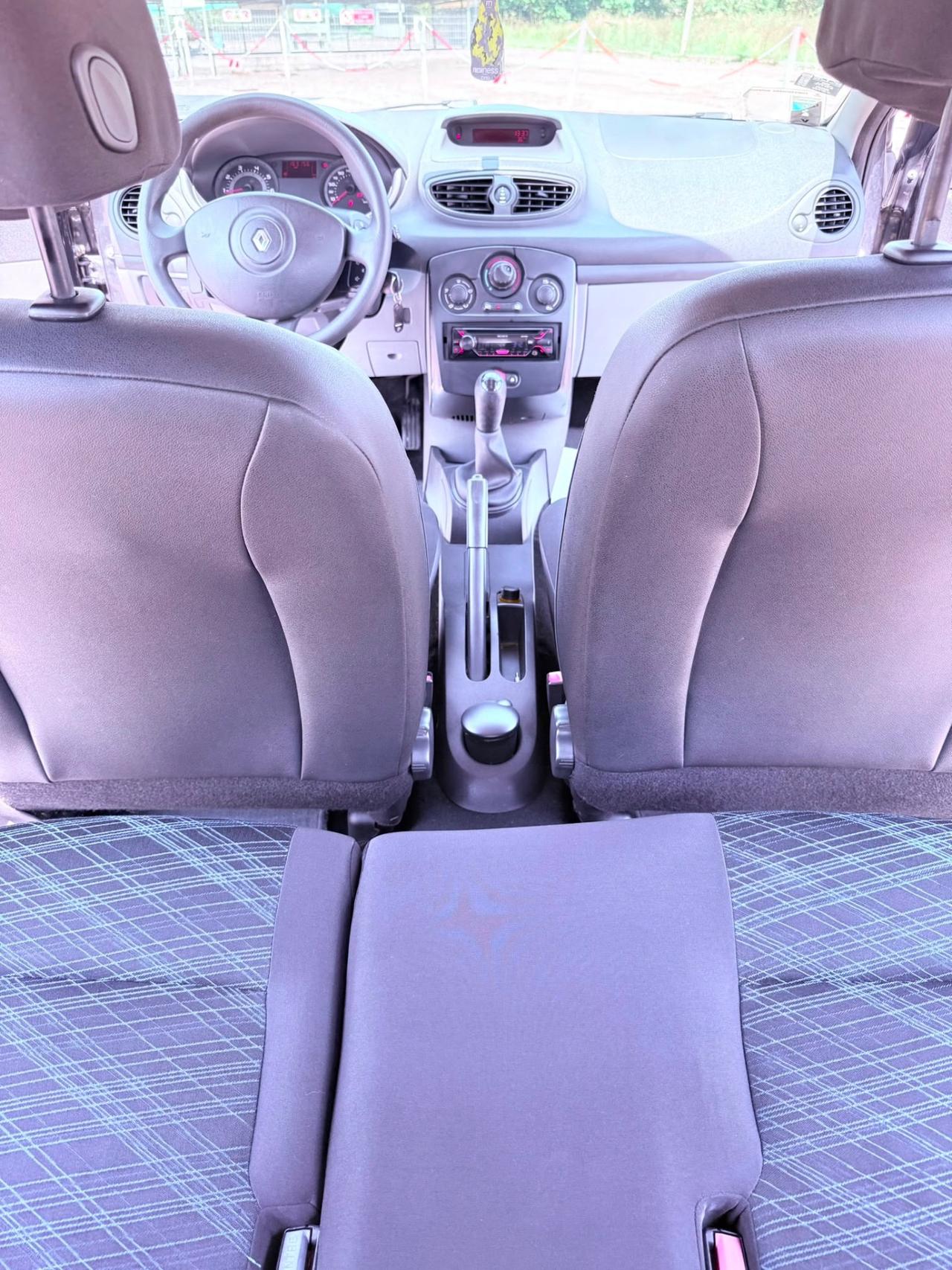Renault Clio 1.2 benzina 5 porte Ok neopatentati