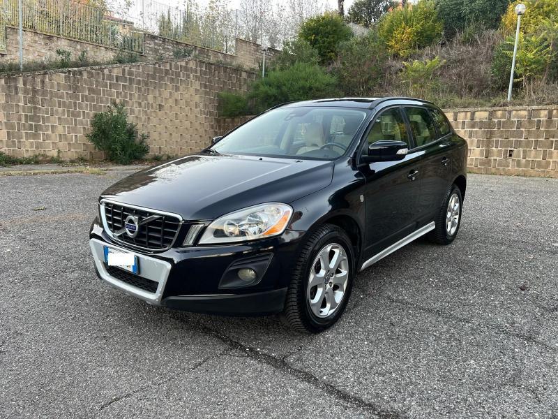 Volvo XC60 2.4d Momentum fwd 175cv auto