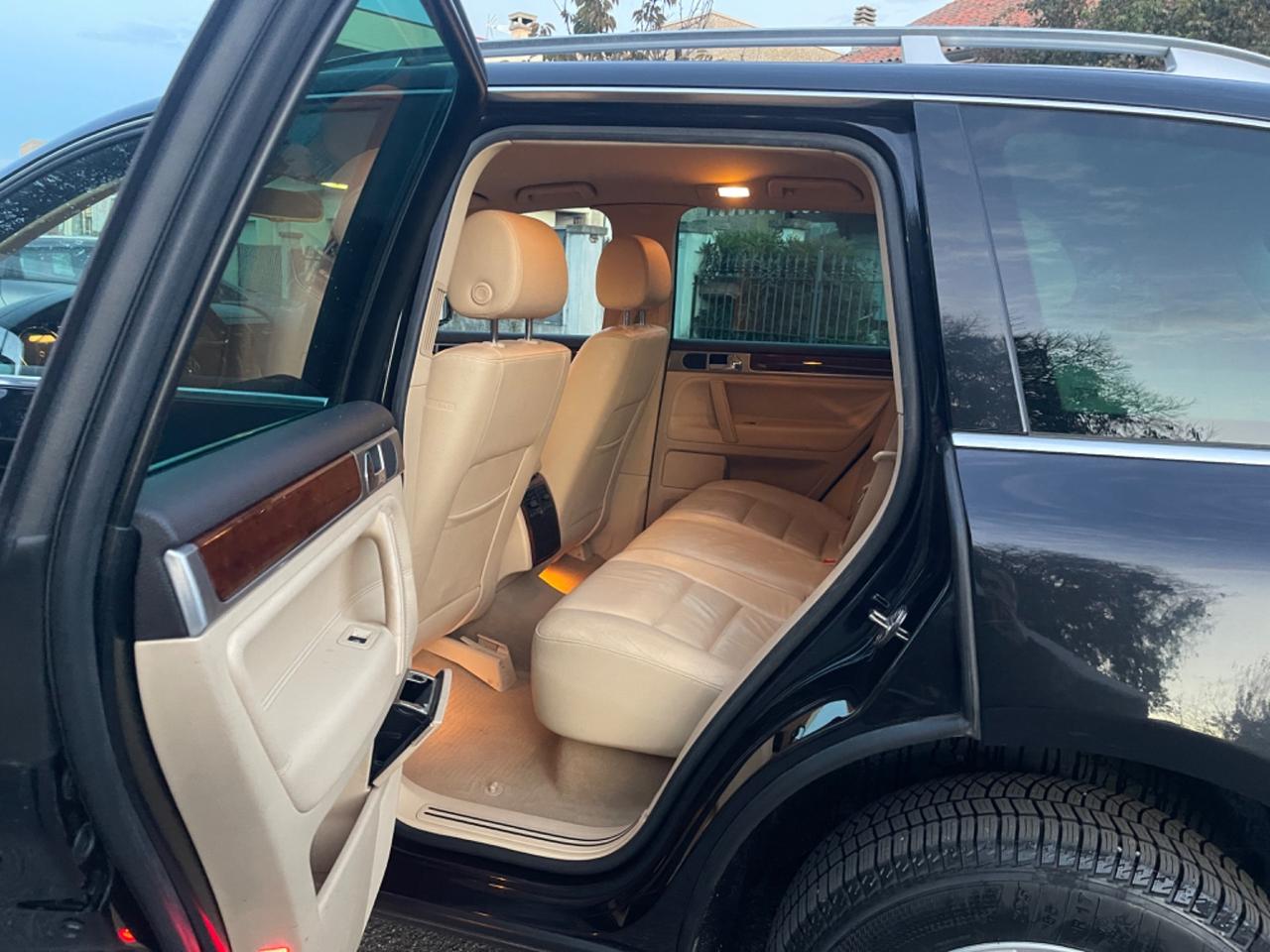 Volkswagen Touareg 3.0/224CV V6 TDI DPF Exclusive