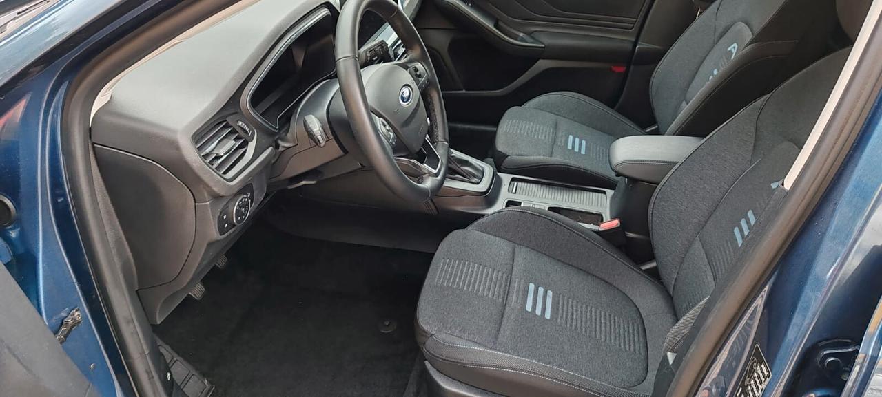 Ford Focus 1.0 Hybrid 125 CV leggermente alluvionata