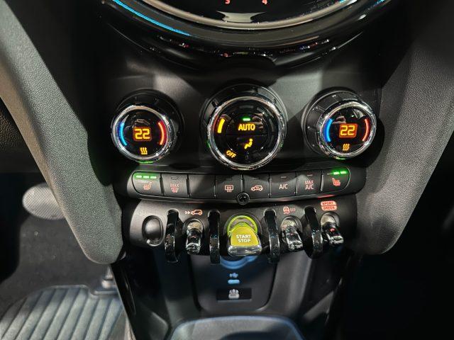 MINI Cooper SE Classic - 17"- Camera - Keyless - Carplay -LED-IVA