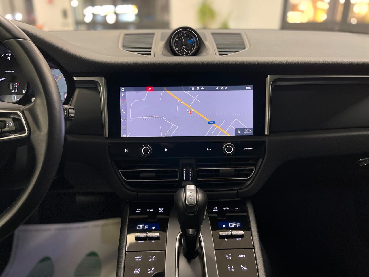 Porsche Macan 2.0 PDK 265cv