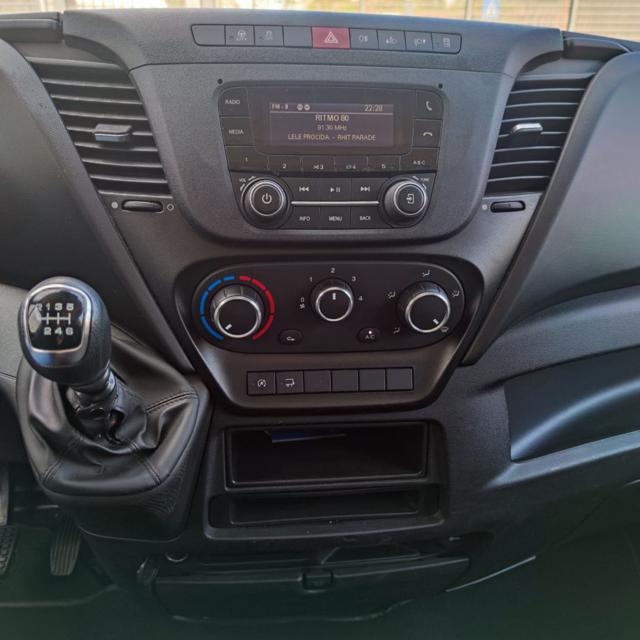 IVECO DAILY 35C14 BOX CON SPONDA POSTERIORE 3 PTI-2024