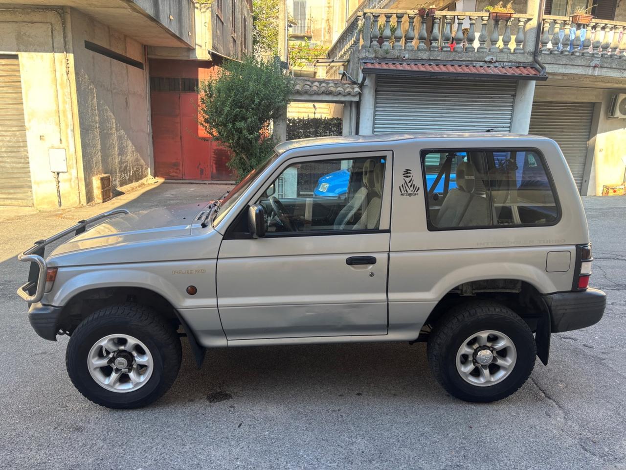 Mitsubishi Pajero 2.5 TDI Metal-top GL