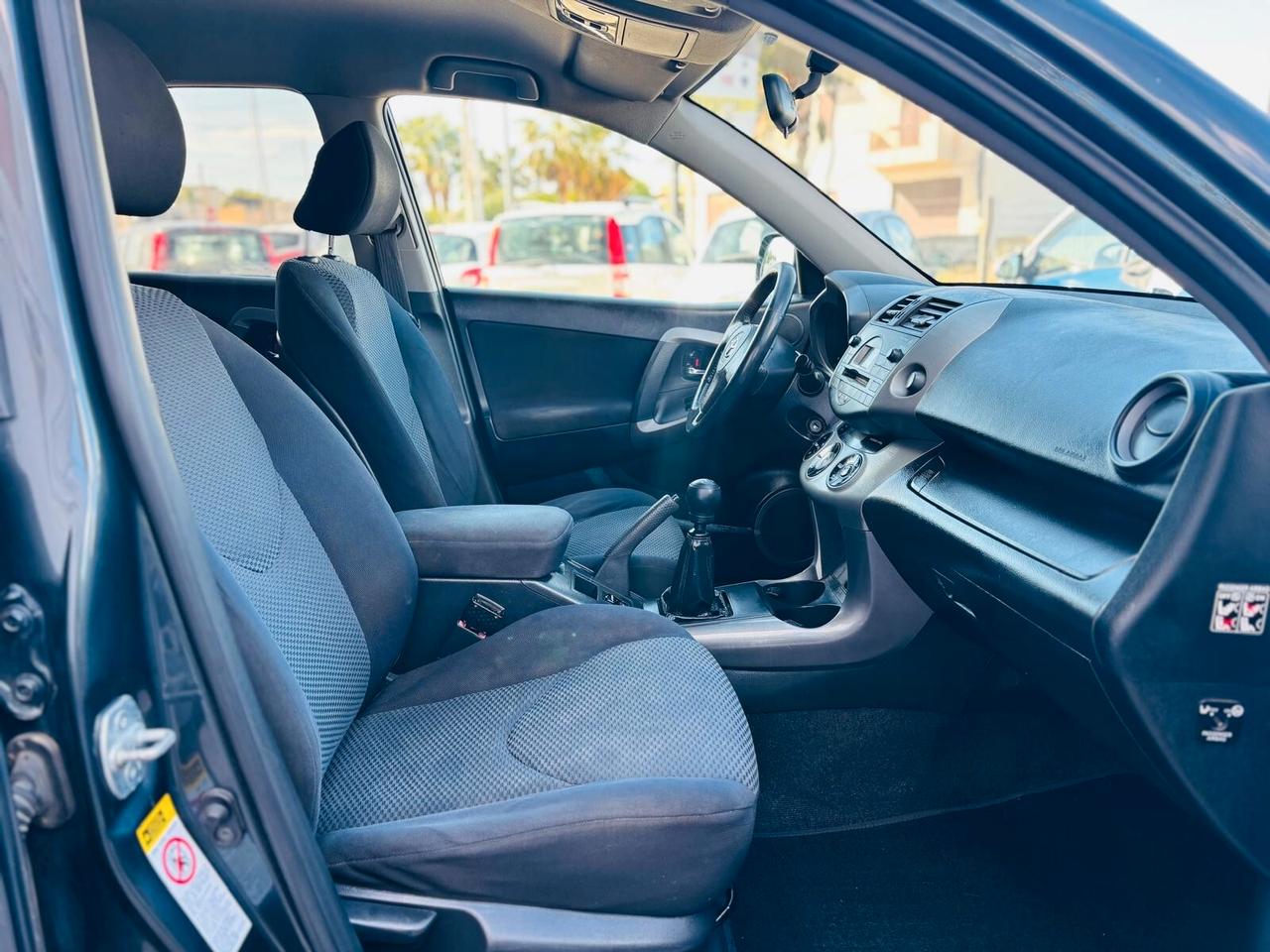 Toyota RAV 4 RAV4 2.2 D-4D 136 CV