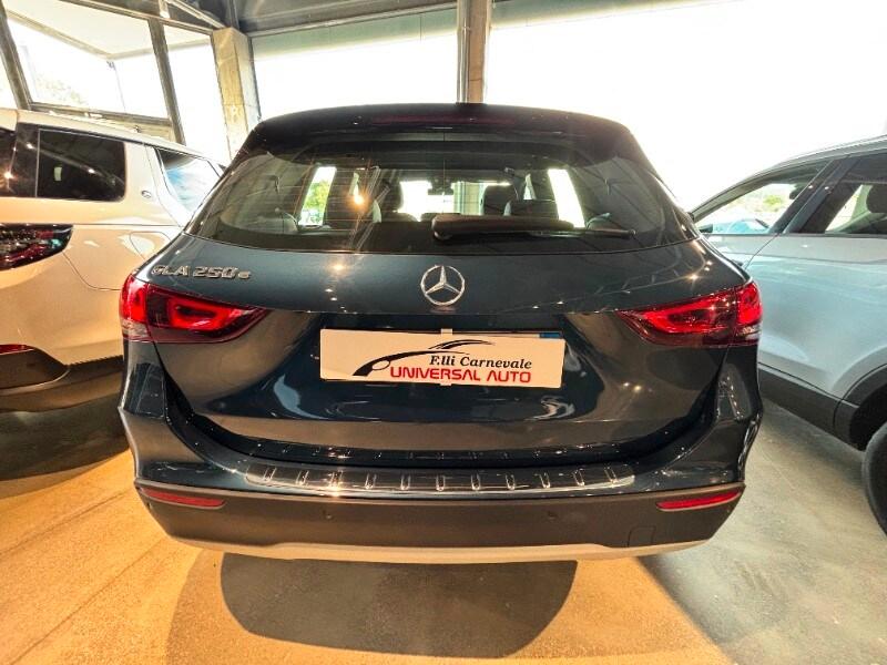 MERCEDES GLA (H247) GLA 250 e EQ-Power...