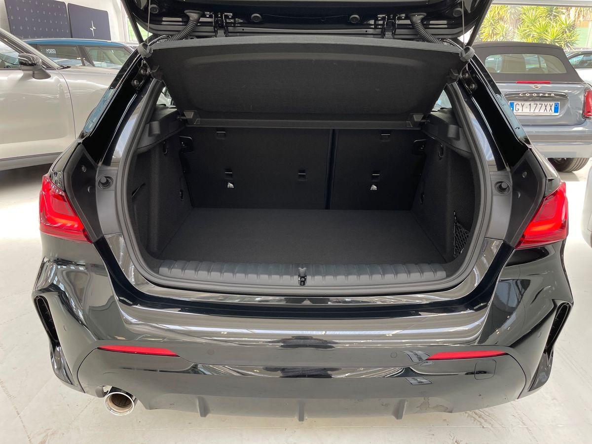 BMW Serie 1 F40 - 118i Msport 140cv auto