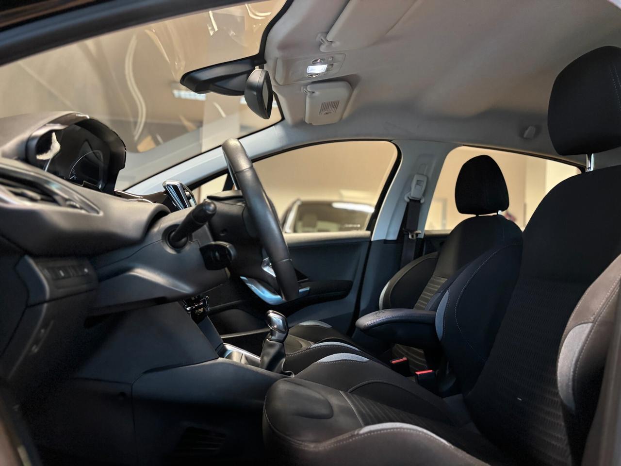 Peugeot 208 5p 1.2 vti *CINGHIA FATTA 100000KM*NEOPATENTATI