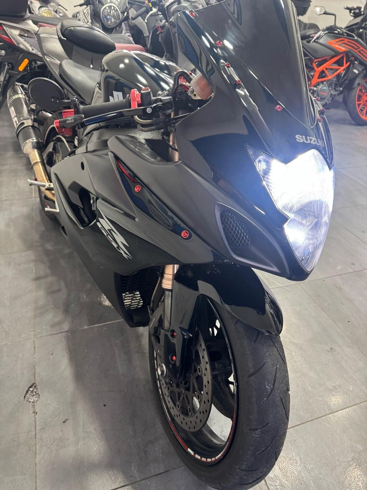 SUZUKI GSXR 1000