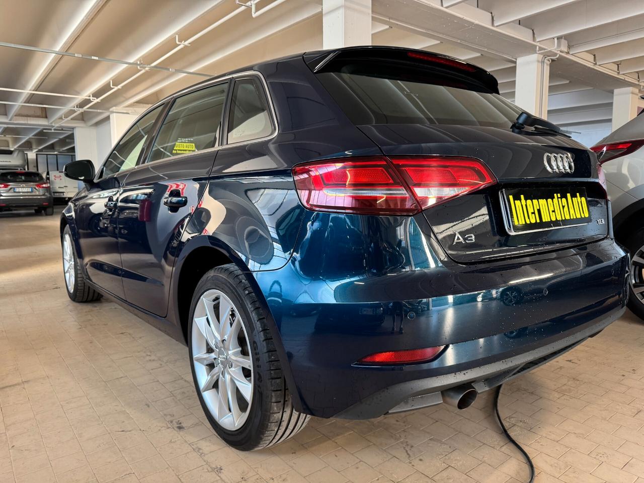 Audi A3 2.0 TDI Sportback 116cv Sport